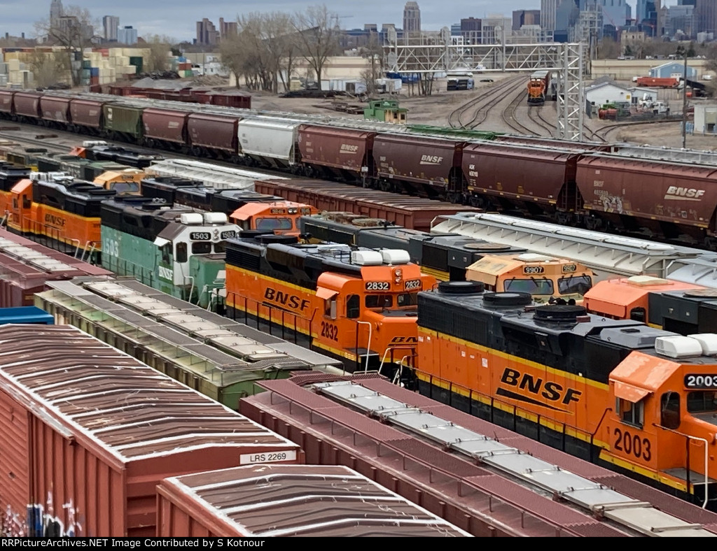 BNSF GP30 - Northtown Yard April 2023